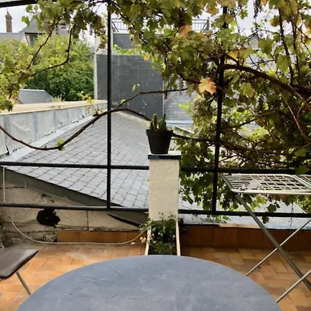 Charming T2 Near Of *