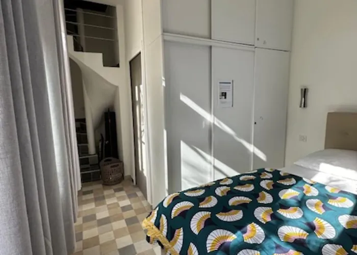 Charming T2 Near Of Apartment